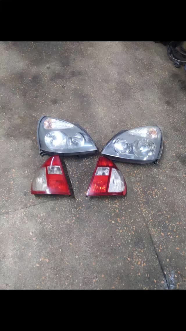 Renault Symbol Ön Far ve Stopları